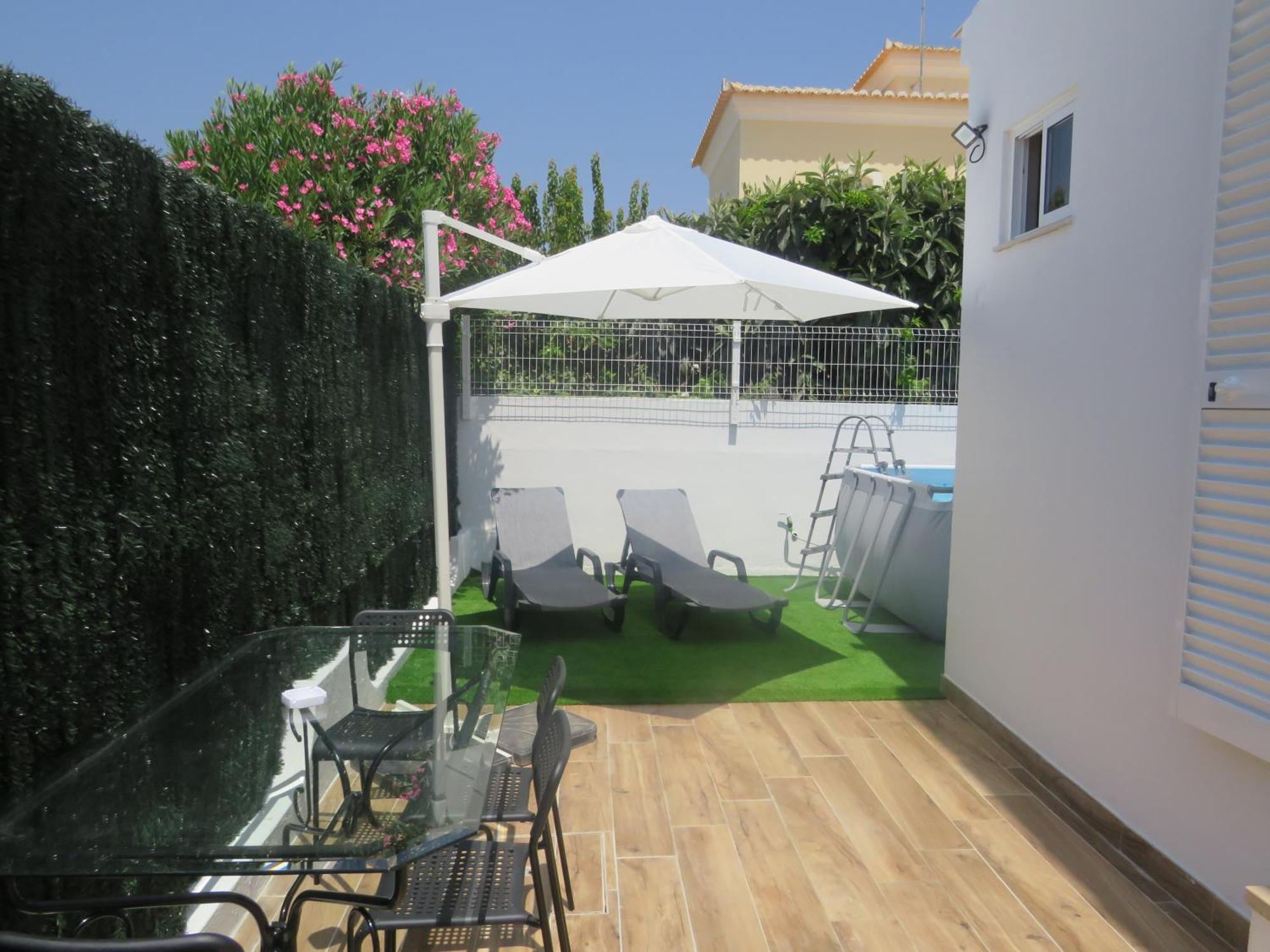 Moradia Geminada V2- Piscina Privada Villa Quarteira Exteriör bild