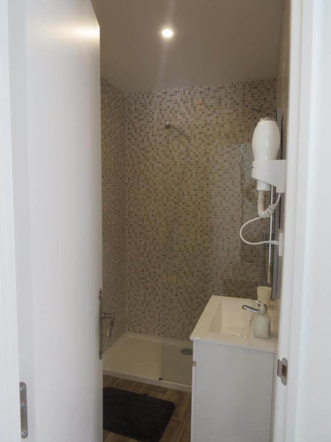 Moradia Geminada V2- Piscina Privada Villa Quarteira Exteriör bild